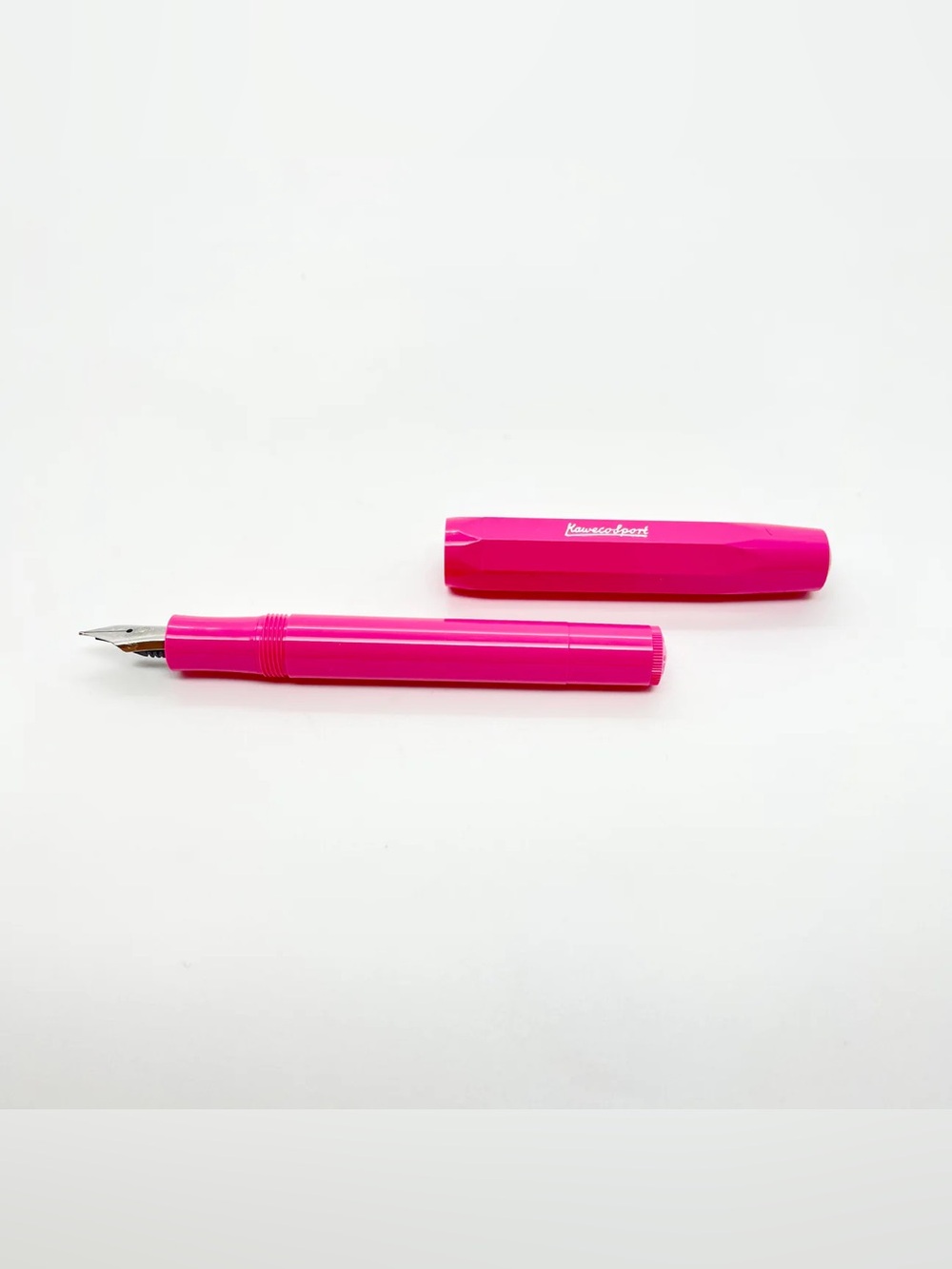 Kaweco Skyline Sport Fountain Pen in Pink Medium nib - Picture 2 of 4